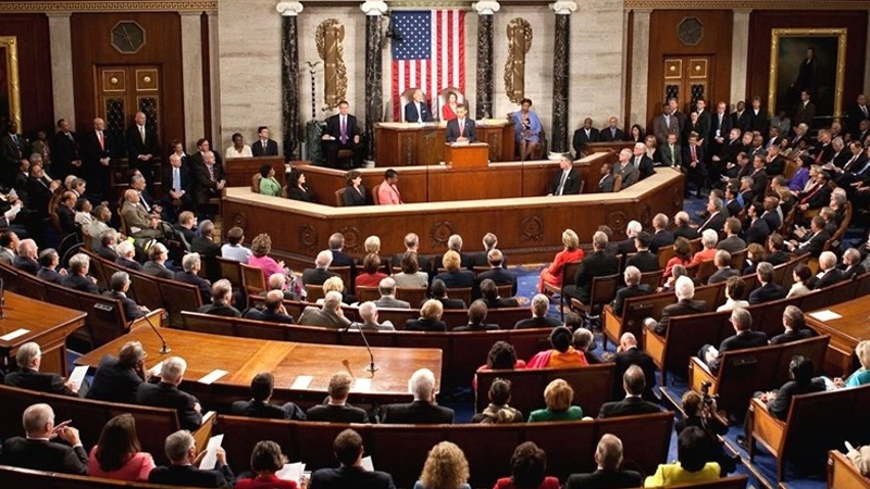ABŞ Senatı prezident Trampın immiqrantlara qarşı siyasətləri ilə mübarizədə məğlub olub