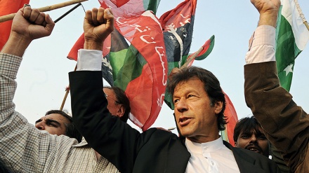تحریک انصاف پاکستان کے چیئرمین کی ایران کے ساتھ تعلقات کو فروغ دینے پر تاکید