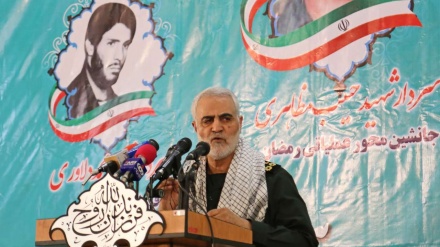 ٹرمپ میاں، آ‎ؤ پہلے سلیمانی سے مقابلہ کرو!!! + ویڈیوز