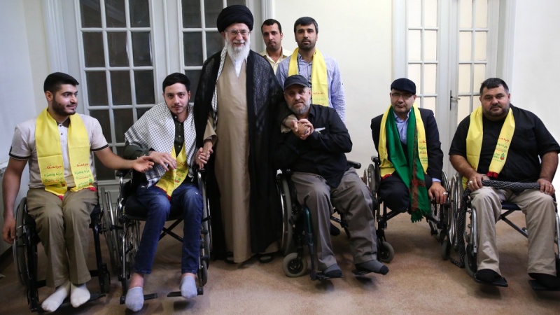 حزب اللّٰہی، رہبر انقلاب اسلامی سے ملے ۔ تصاویر