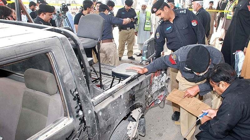 کوئٹہ: پولنگ اسٹیشن کے باہر خودکش حملہ 31 جاں بحق