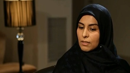 بەشێک لە بەڵگه فیلمی من و باڵاپۆشەکەم