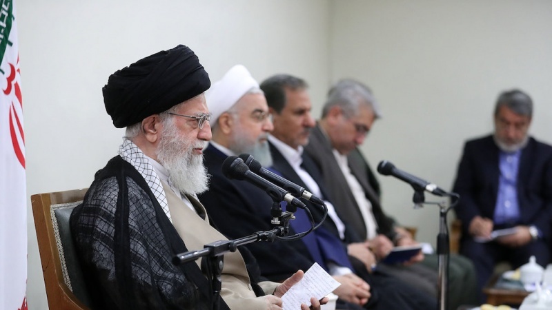 Ajatollah sejid Ali Hamenei: Neophodno iskorištavanje domaćih potencijala