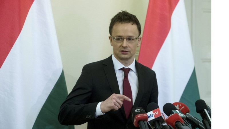 Sijarto: Mađarska se povlači iz sporazuma o migracijama
