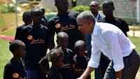 Obama posjetio očev rodni grad u Keniji i susreo se s rodbinom
