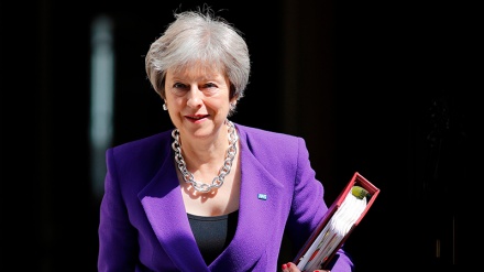 برطانوی وزیرِاعظم بچ گئیں، حمایت میں 200 اور مخالفت میں 117 ووٹ