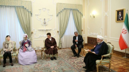 صدر مملکت حسن روحانی سے تین ملکوں کے سفیروں کی ملاقات
