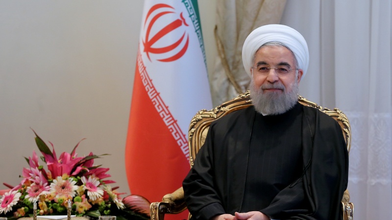 İran prezidenti Ramazan ayı münasibəti ilə islam ölkələri başçılarını təbrik etdi
