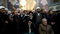 Brisanje prasine s grobnice imama Reze (a.s), uz prisustvo lidera Islamske revolucije
