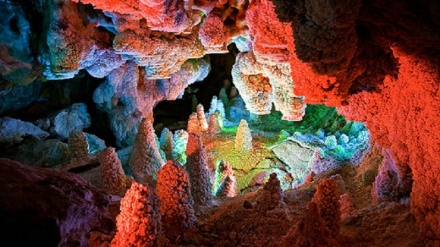 گەشتێک به نێو ئەشکەوتی قۆری قەڵا له کرماشان