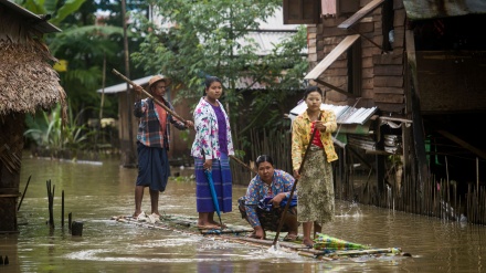 Myanmada sel və daşqın; 150 min insan evini itirdi