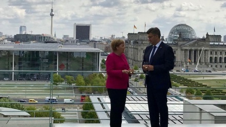 Merkel: Podržavamo sve što vodi rješenju u odnosima Srbije i Kosova, ali treba biti oprezan 