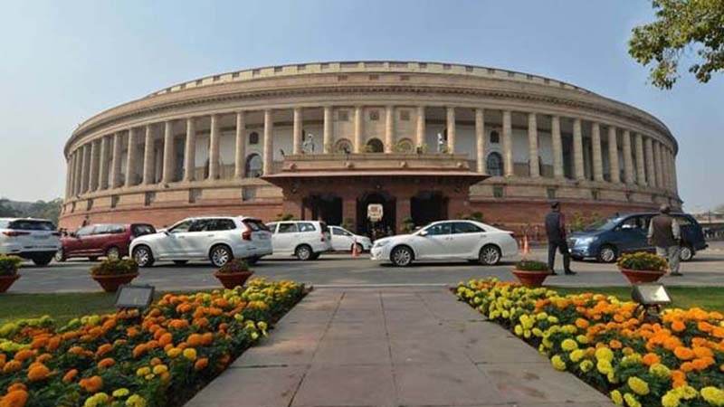 پیٹرول اور ڈیزل کی قیمتوں کے خلاف ہندوستانی پارلیمنٹ میں ہنگامہ