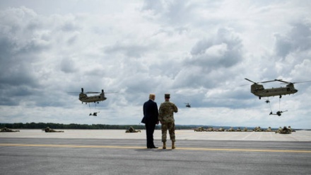 Trump izbliza promatrao vježbe američke vojske