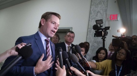 بەرنامەی دیموکراتەکان بۆ پێ و شوێن گرتنی ھەڵەشەکارییەکانی ترەمپ