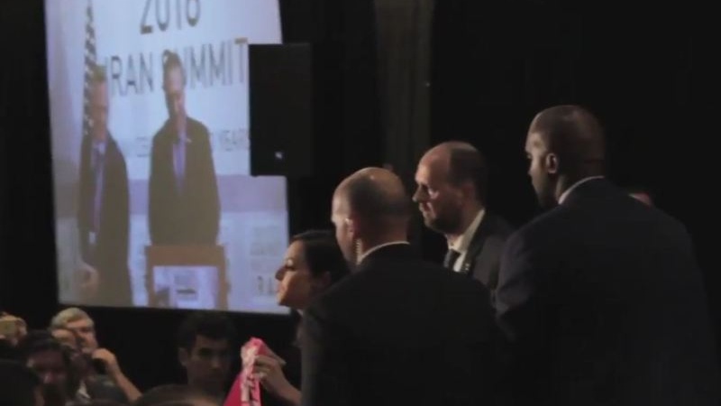 امریکی وزیر خارجہ کی تقریر کے دوران ہنگامہ 