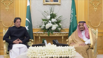 سعودی حکام سے پاکستانی وزیر اعظم کی ملاقاتیں