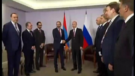 PAŞİNYAN MOSKVANI ARXAYIN ETMƏYƏ ÇALIŞDI