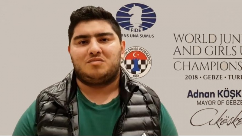 Gənc iranlı şahmatçı dünya çempionu olub