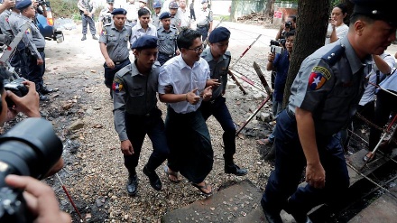 Myanmada 2 jurnalist 7 il azadlıqdan məhrum edildi