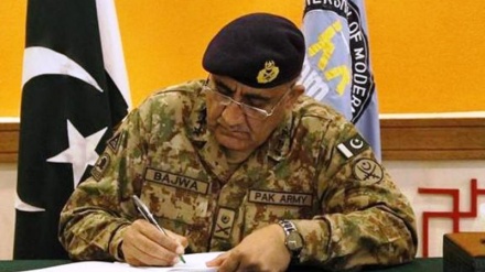 پاکستان میں پندرہ دہشت گردوں کی سزائے موت کی توثیق 