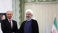Susret Putina i Ruhanija na margini trilateralnog susreta u Teheranu
