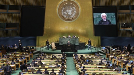  ڕۆحانی لە کۆڕی گشتیی نەتەوە یەکگرتووەکان: سیاسەتی هەڵەی ئەمریکا بەرامبەر بە ئێران هەر شکست دێنێ