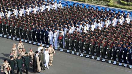  ئامادەبوونی فەرماندەریی موعەزەمی گشتیی هێزە چەکدارەکان لە زانکۆی زانستە دەریاوانیەکانی نەوشەهر