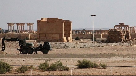 لەقاودانی مۆسکۆ لەسەر هاودەست بوونی سوپای ئەمریکا لەگەڵ تیرۆریستان لە تەدموری سوریا 