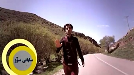 گۆرانیێکی خۆش بە دەنگی سامان فەتاحی له بەرنامەی ساباتی سۆز