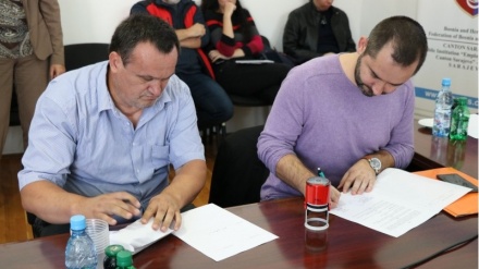 U KS angažovano 19 asistenata za rad s osnovcima s poteškoćama u razvoju