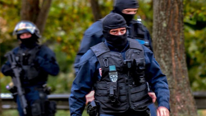 Fransa polisi bu ölkədə bir islami qurumun mərkəzinə hücum edib