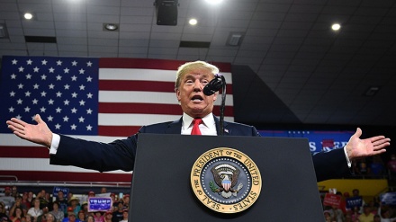 Tramp Ərəbistana silah satışını müdafiə etdi \ Tramp: Qaşıqçının qətli öncədən planlaşdırılmayıb