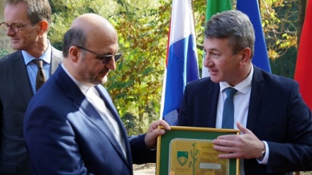 Ambasadori Turske, Irana i Holandije zasadili lipe u Aleji ambasadora u Sarajevu