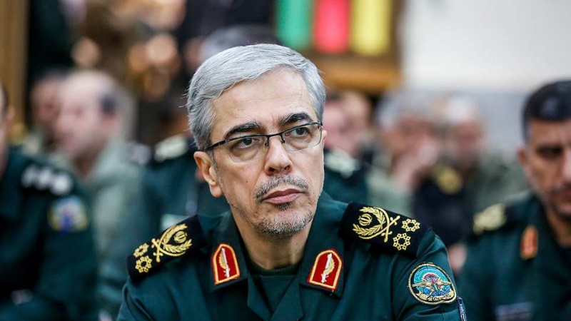 General Baqeri: İran yumşaq müharibədə ağır hücumlarla üzləşir