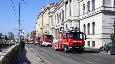 Svečani defile sarajevskih vatrogasaca povodom mjeseca zaštite od požara