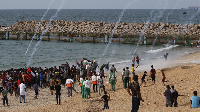محاصرے کے خلاف غزہ کے ساحلوں پر سمندری مارچ 