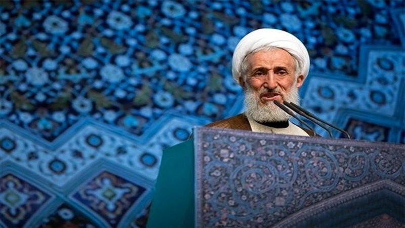 Tehranın müvəqqəti imam cüməsi: ABŞ dünyadakı nüfuzunu itirir