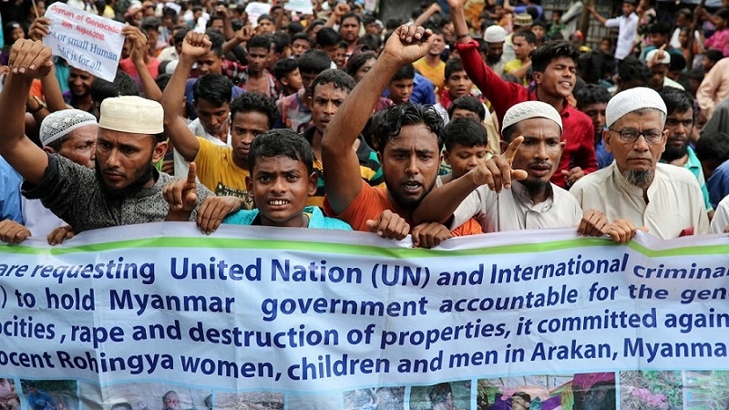 روہنگیا پناہ گزینوں کا میانمار حکومت کے خلاف مظاہرہ 