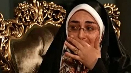 بەڵگەفیلمی من و باڵاپۆشەکەم 