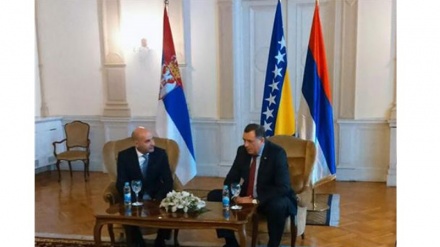 Dodik primio ambasadora Srbije, u salonu prvi put istaknuta i zastava Republike Srpske