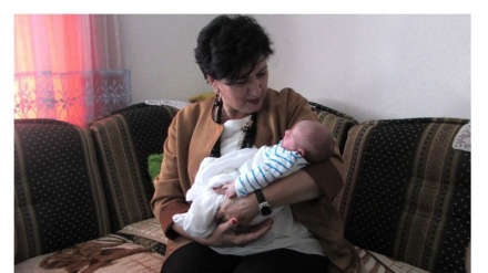 Borovac posjetila prvu bebu povratnika u Sokolac