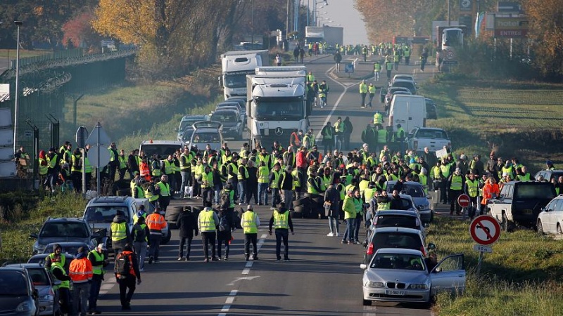 فرانس میں ملک گیر احتجاج حکومت کا نہ جھکنےکا فیصلہ