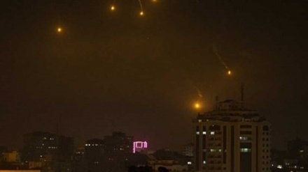 صیہونی مراکز پر بمباری ، اسرائیل کے جنگی اقدامات کا منھ توڑ جواب 