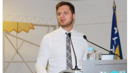 Čengić: Vjera i tradicija nisu vlasništvo bilo koje stranke 