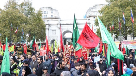 لندن میں عظیم الشان اربعین واک اور یا حسین یا ابوالفضل کے فلک شگاف نعرے