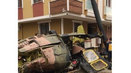 Istanbul: Vojni helikopter pao usred naselja, četiri vojnika mrtva