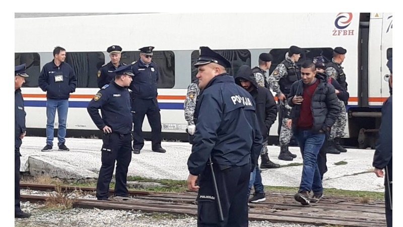 Policija USK onemogućila ulazak 150 migranata u Bihać