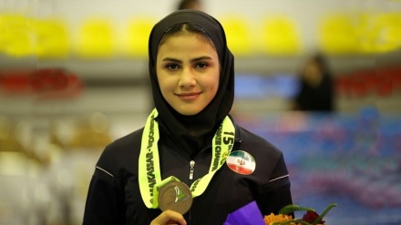  Karateya qaremaniya cîhanê / Jina îranî mîdala tûncê wergirt