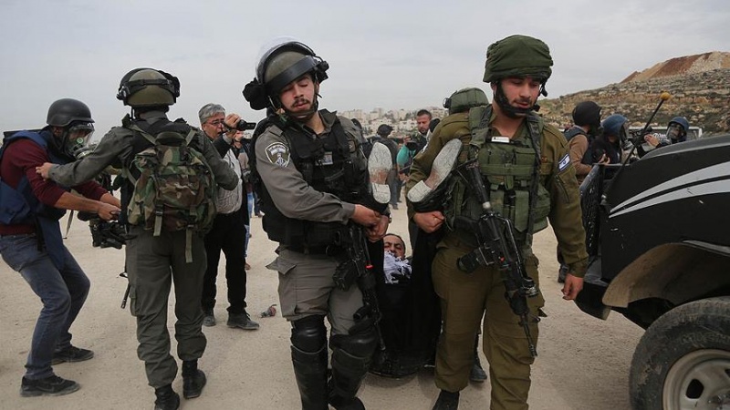 غرب اردن میں دسیوں فلسطینیوں کو حراست میں لے لیا گیا